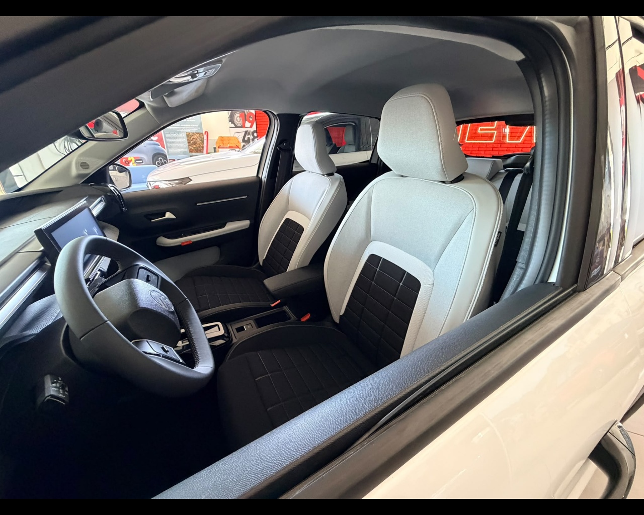 Foto CITROEN E-C3 83kW Max
