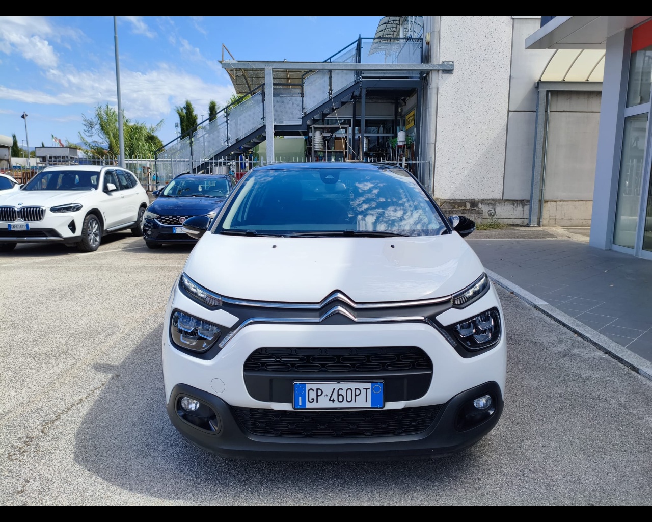 Foto CITROEN C3 1.2 puretech Shine s&s 83cv