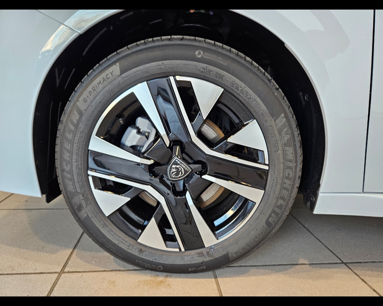 PEUGEOT 208 5P – ALLURE PureTech 100 S&S Benzina Aziendale - 13