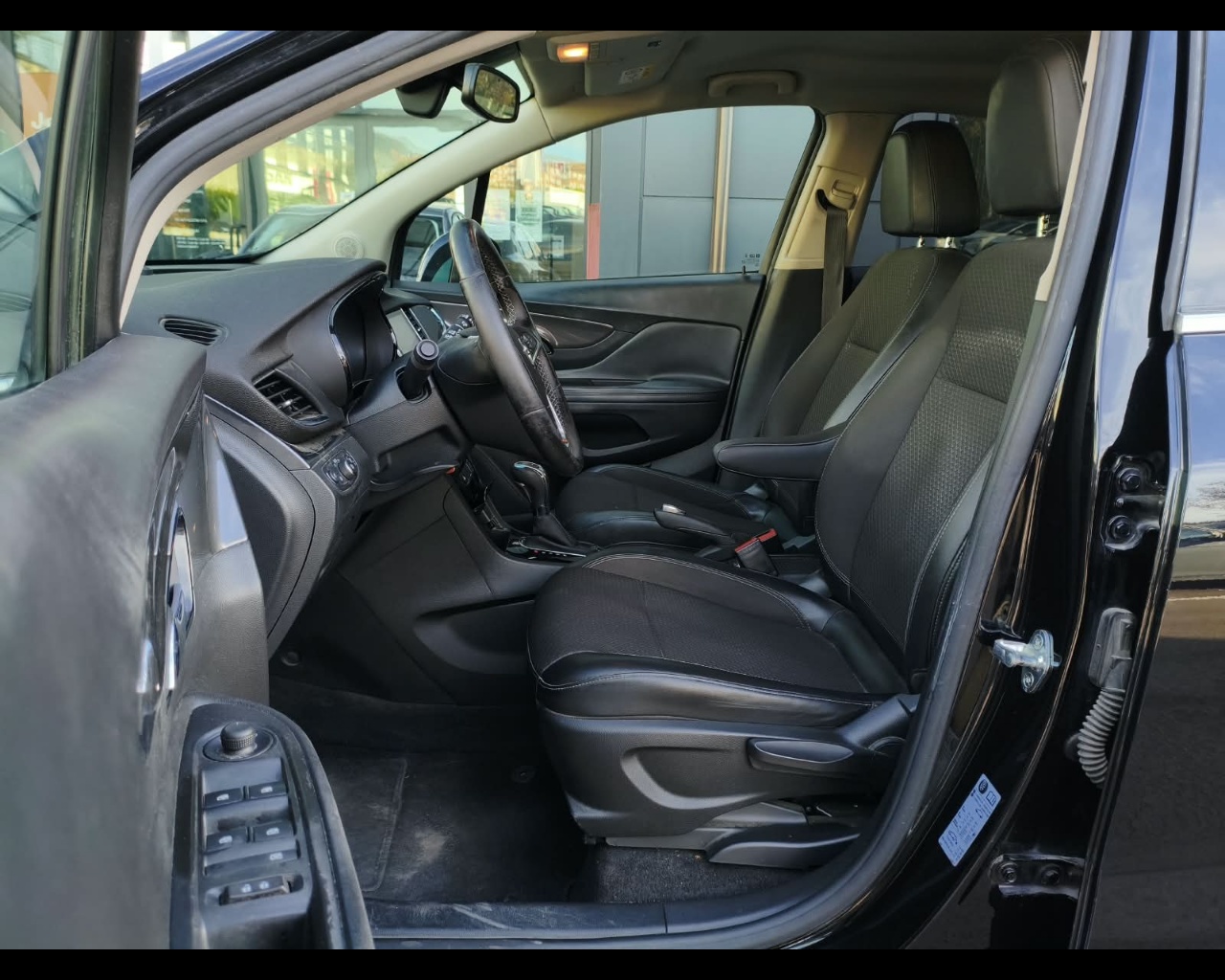 Foto OPEL Mokka X 1.6 cdti Innovation 4x2 136cv auto