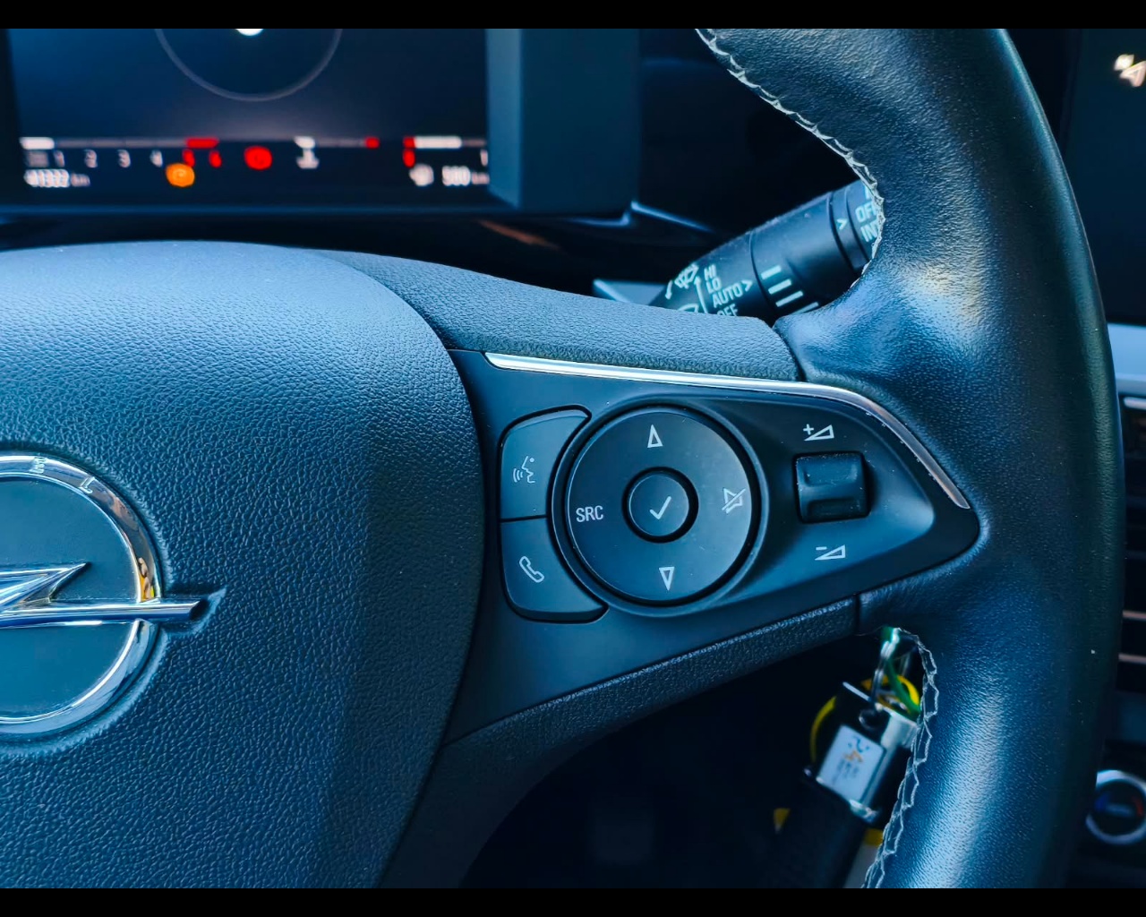 Foto OPEL Mokka 1.5 Elegance s&s 110cv
