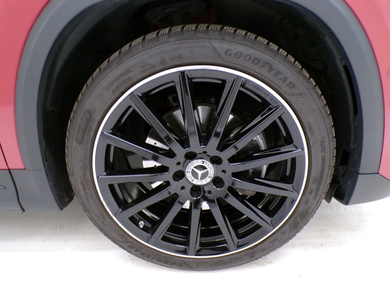 Mercedes GLA GLA 200 D Premium 8G-DCT - 4