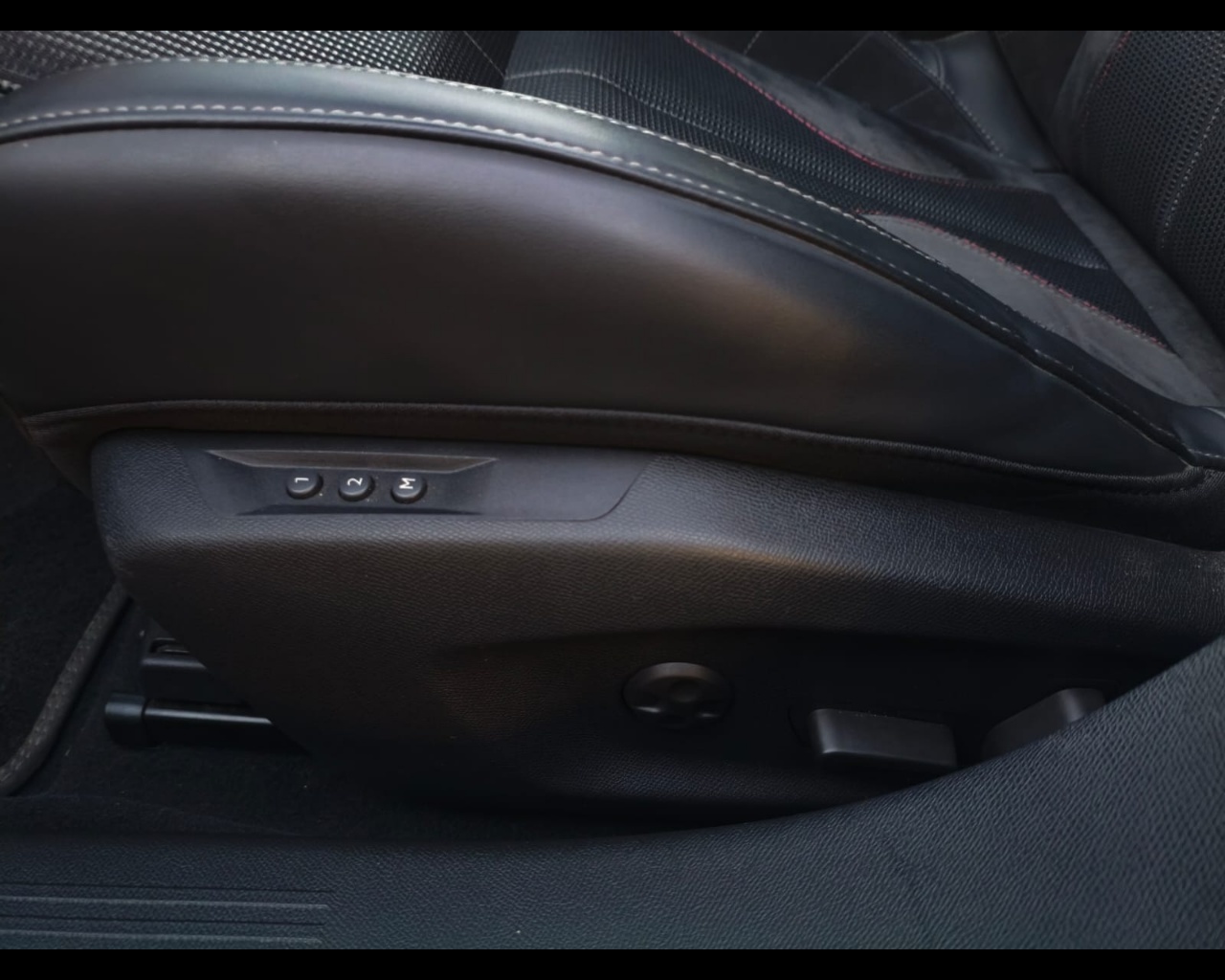 Foto DS DS4 1.2 puretech Performance Line+ 130cv auto