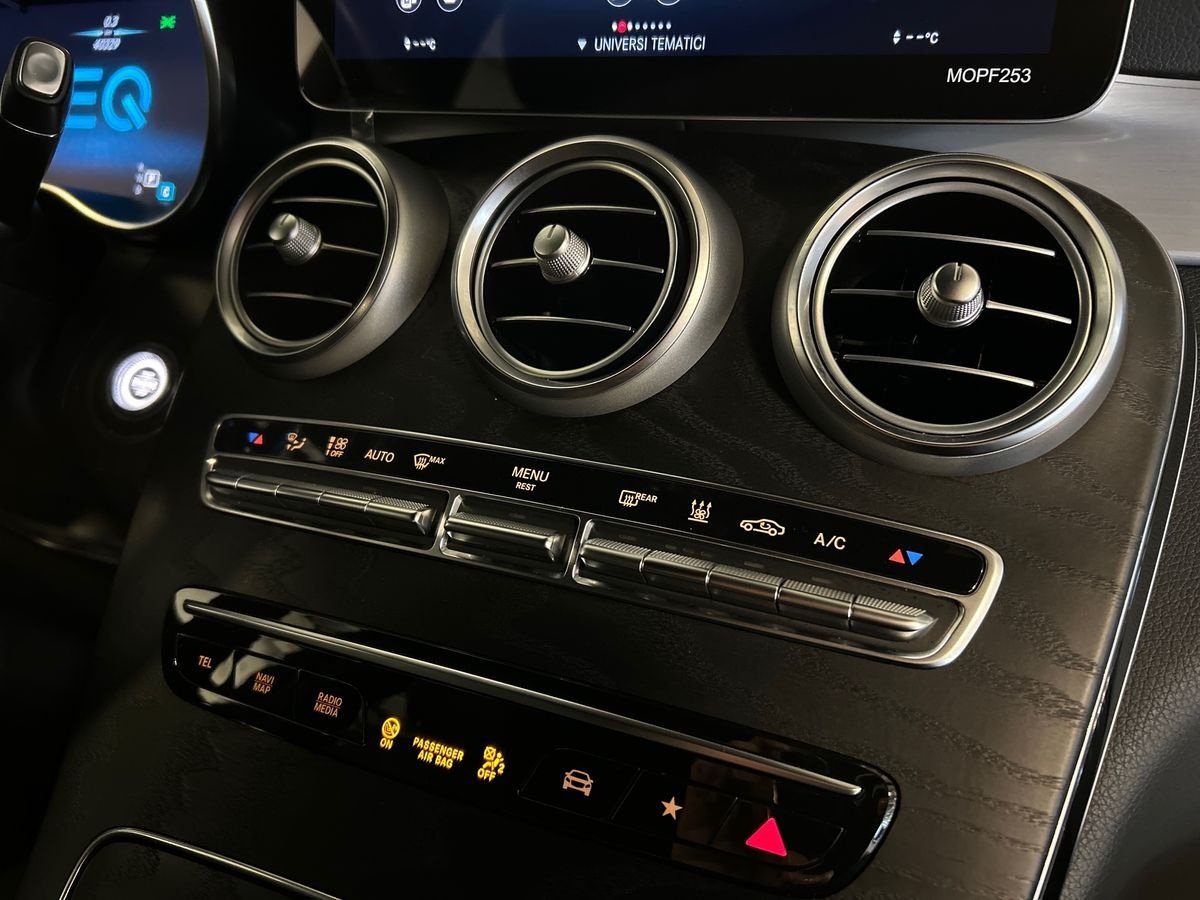 Mercedes GLC Coupé GLC Coupe 300 de Plug in hybrid (de EQ-POWER) Premium 4Matic 9G-Tronic Plus - 14