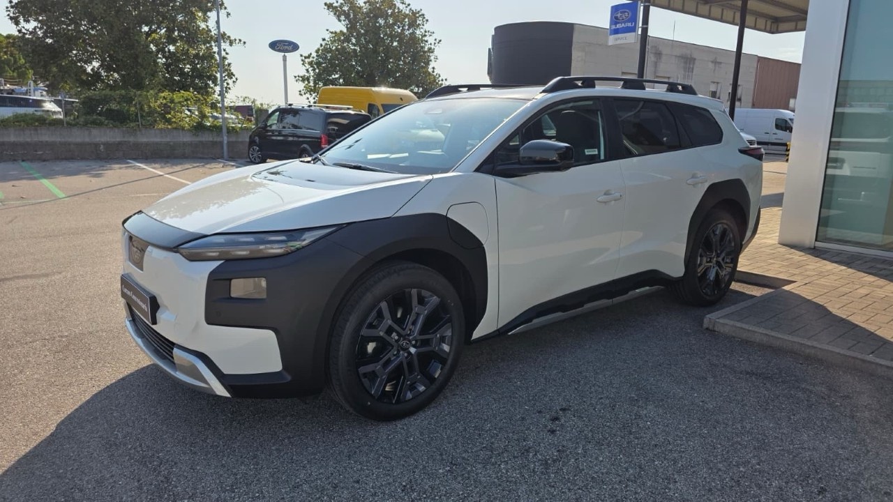 Subaru E-OUTBACK E-OUTBACK 4E-XPERIENCE + - 3