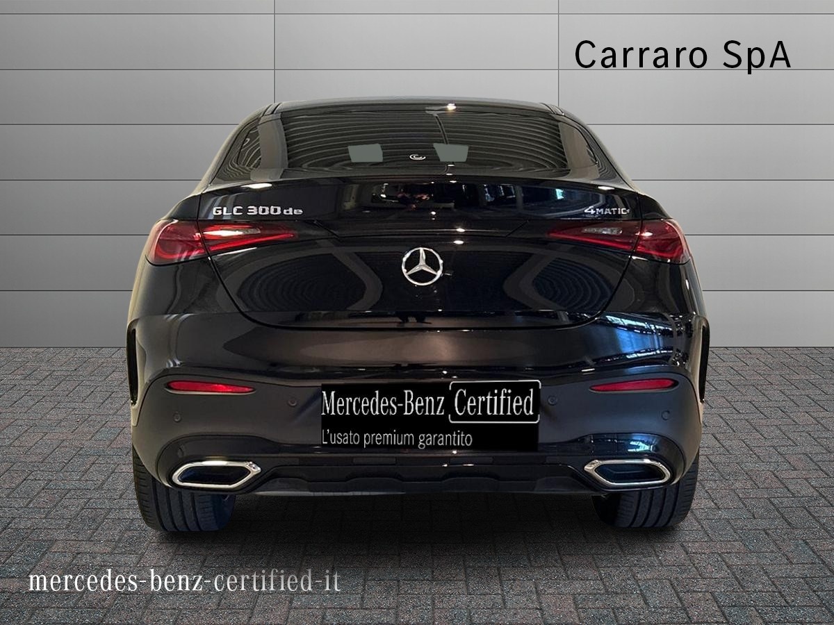 Mercedes GLC Coupé GLC 300 de 4Matic Plug-in hybrid Coupe AMG Line PREMIUM - 4