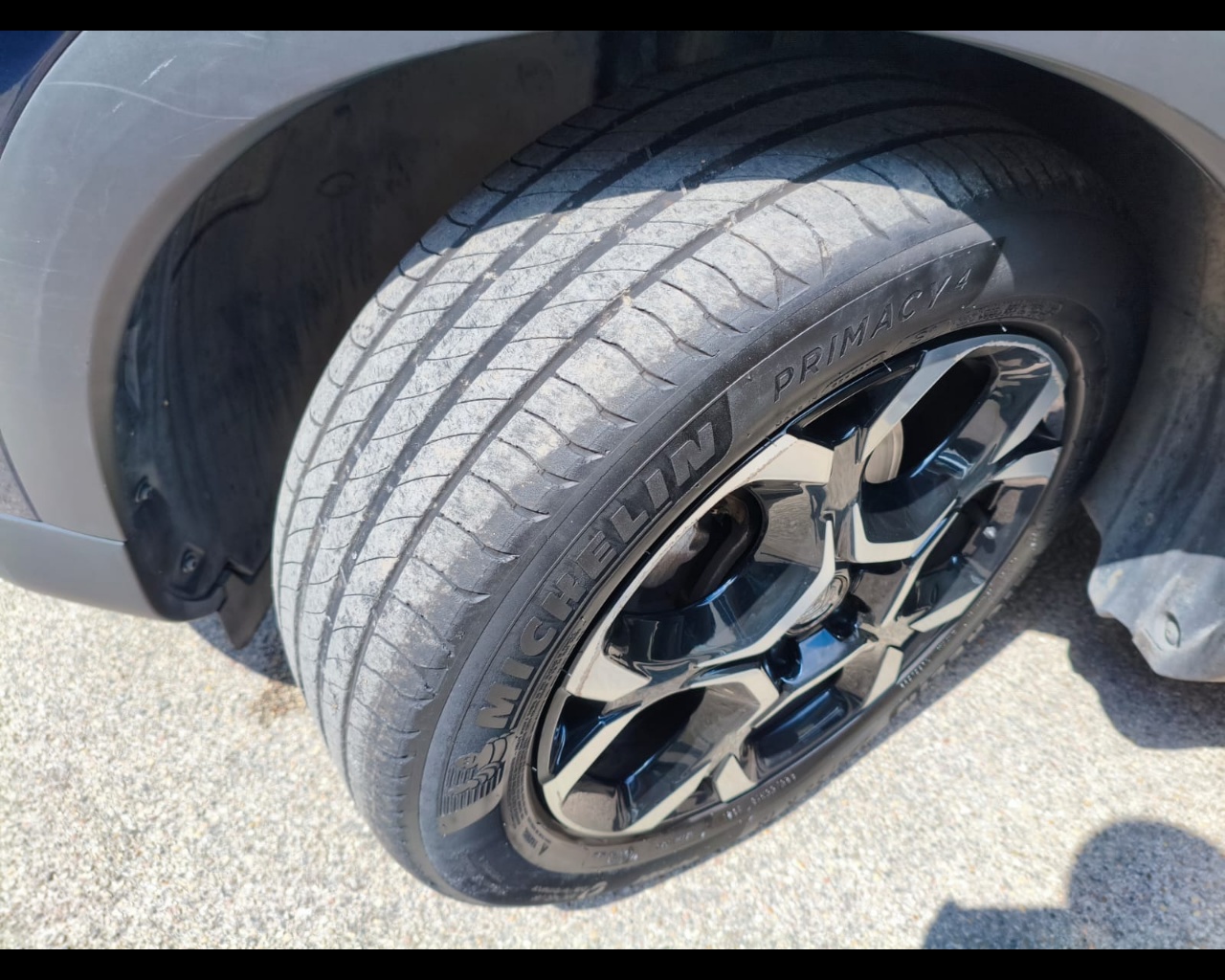 Foto CITROEN C5 Aircross 1.5 bluehdi Shine s&s 130cv eat8