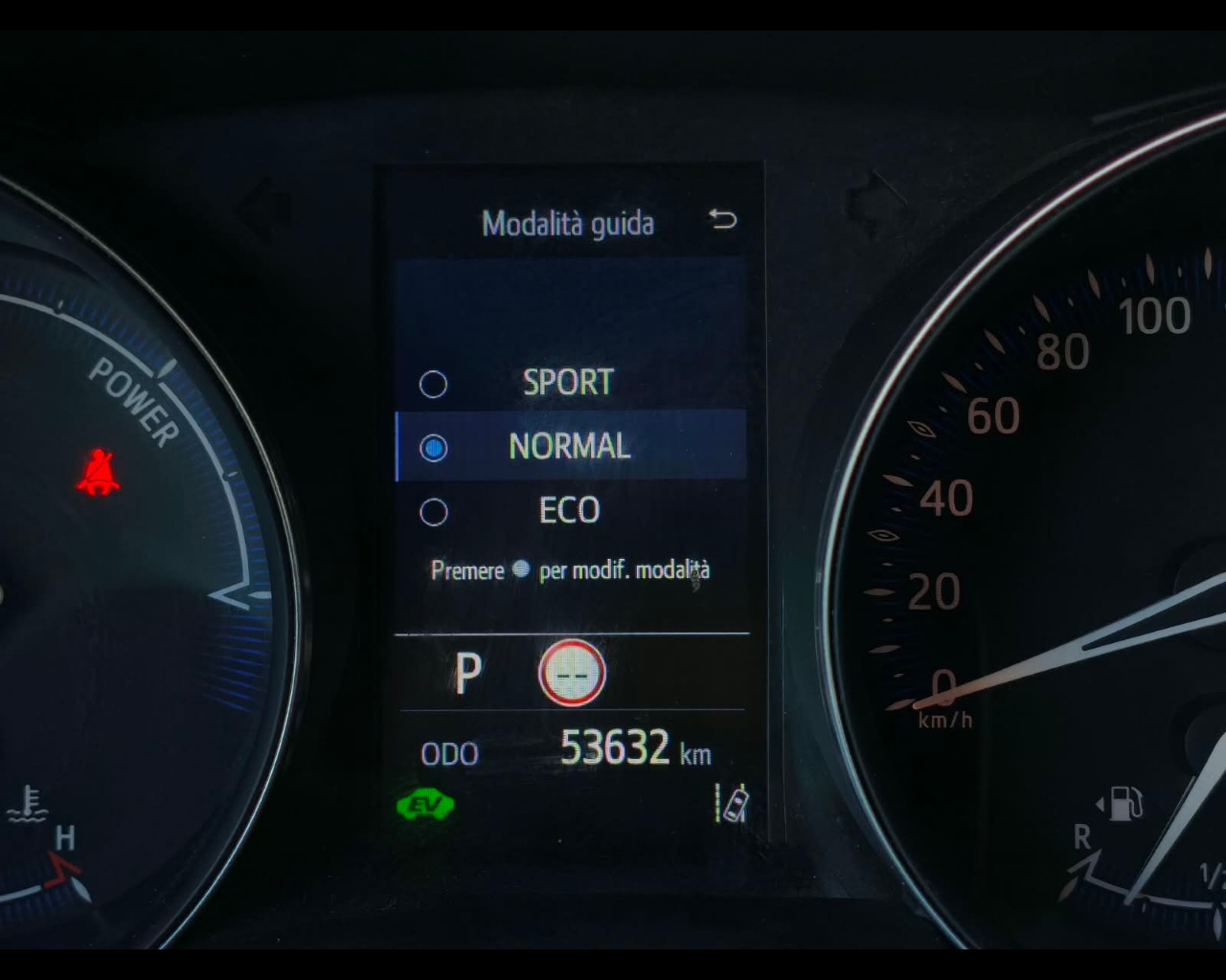 Foto TOYOTA C-HR 1.8h Trend e-cvt