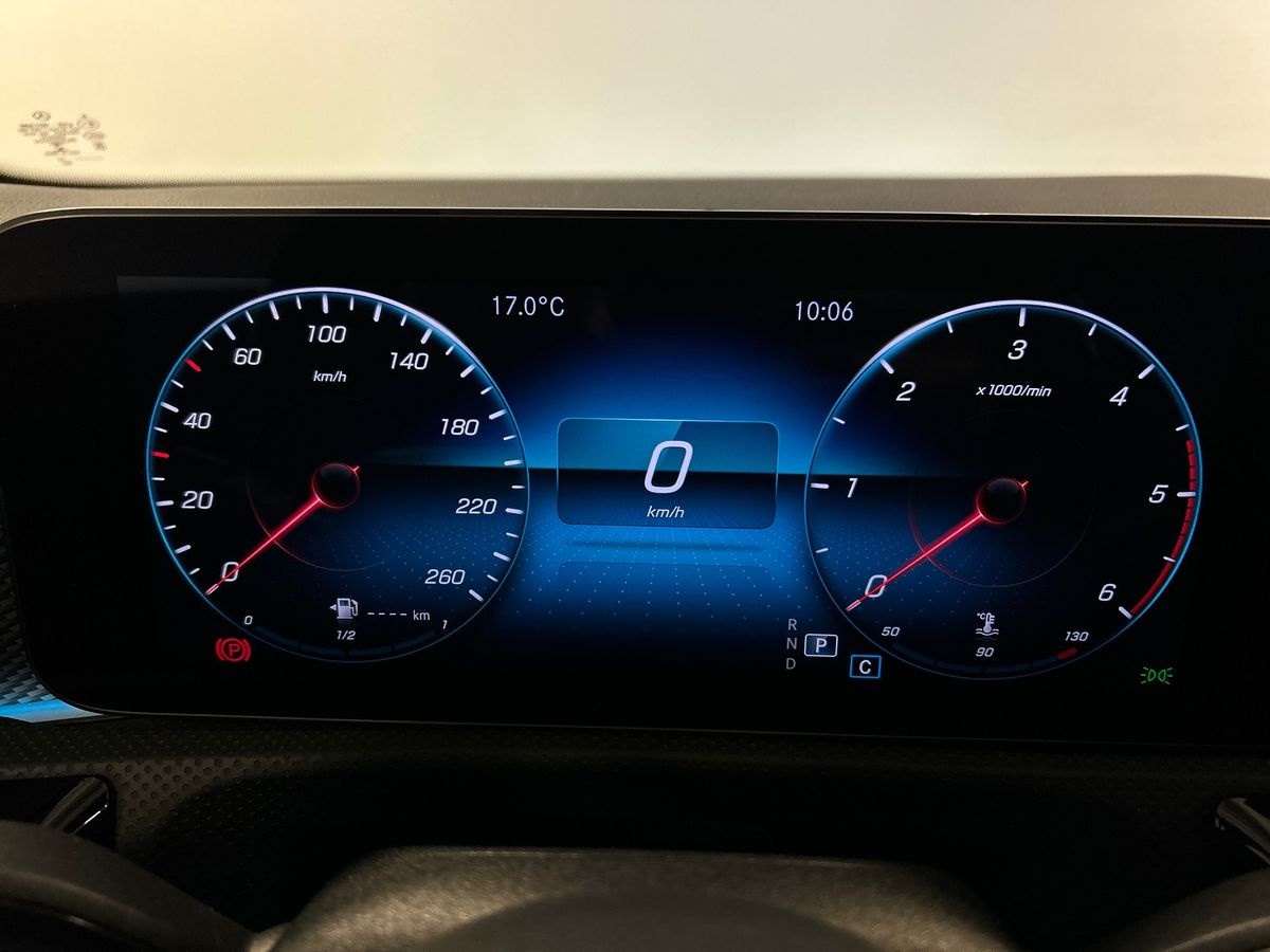 Mercedes Classe A Classe A 180 D Sport 8G-DCT - 13