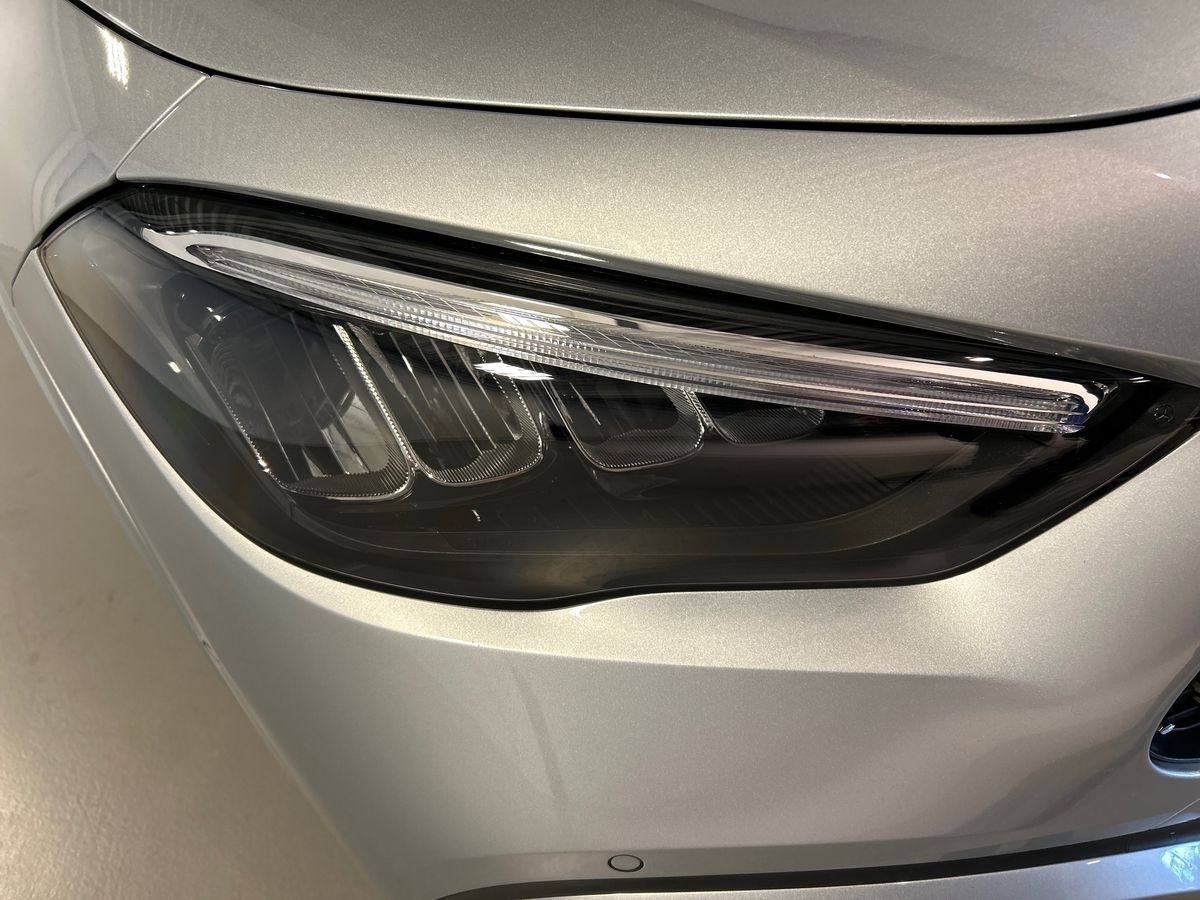 Mercedes  GLA 200 D AMG Line Advanced Plus 4Matic 8G-DCT - 7