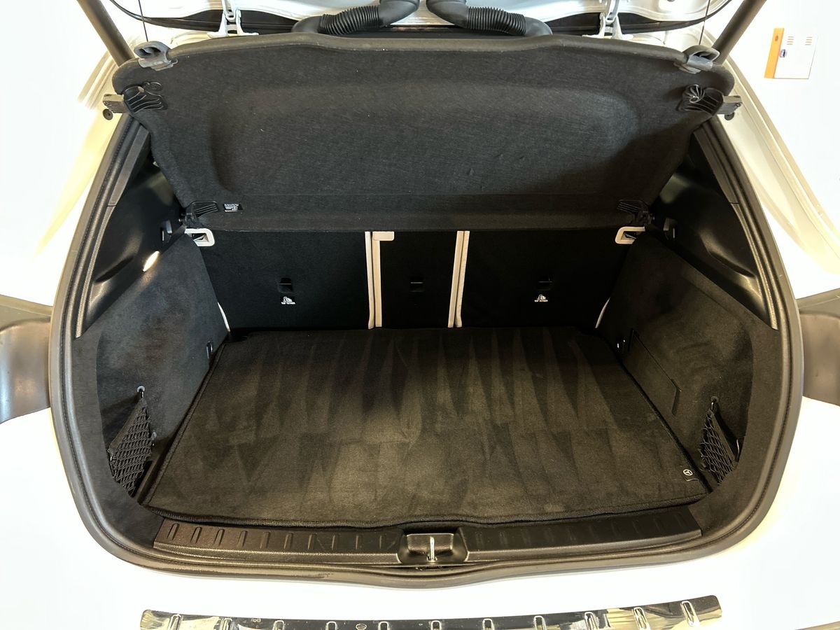 Mercedes GLA GLA 200 D Progressive Advanced Plus 8G-DCT - 8