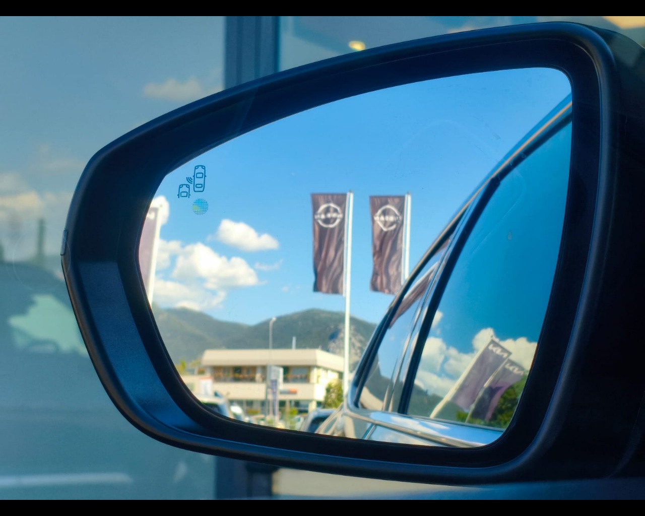 Foto CITROEN C5 Aircross 1.5 bluehdi Shine s&s 130cv eat8