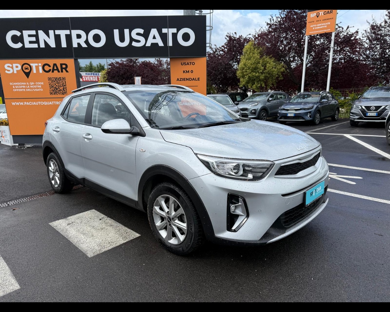 Foto KIA Stonic 1.2 Urban ecogpl 82cv