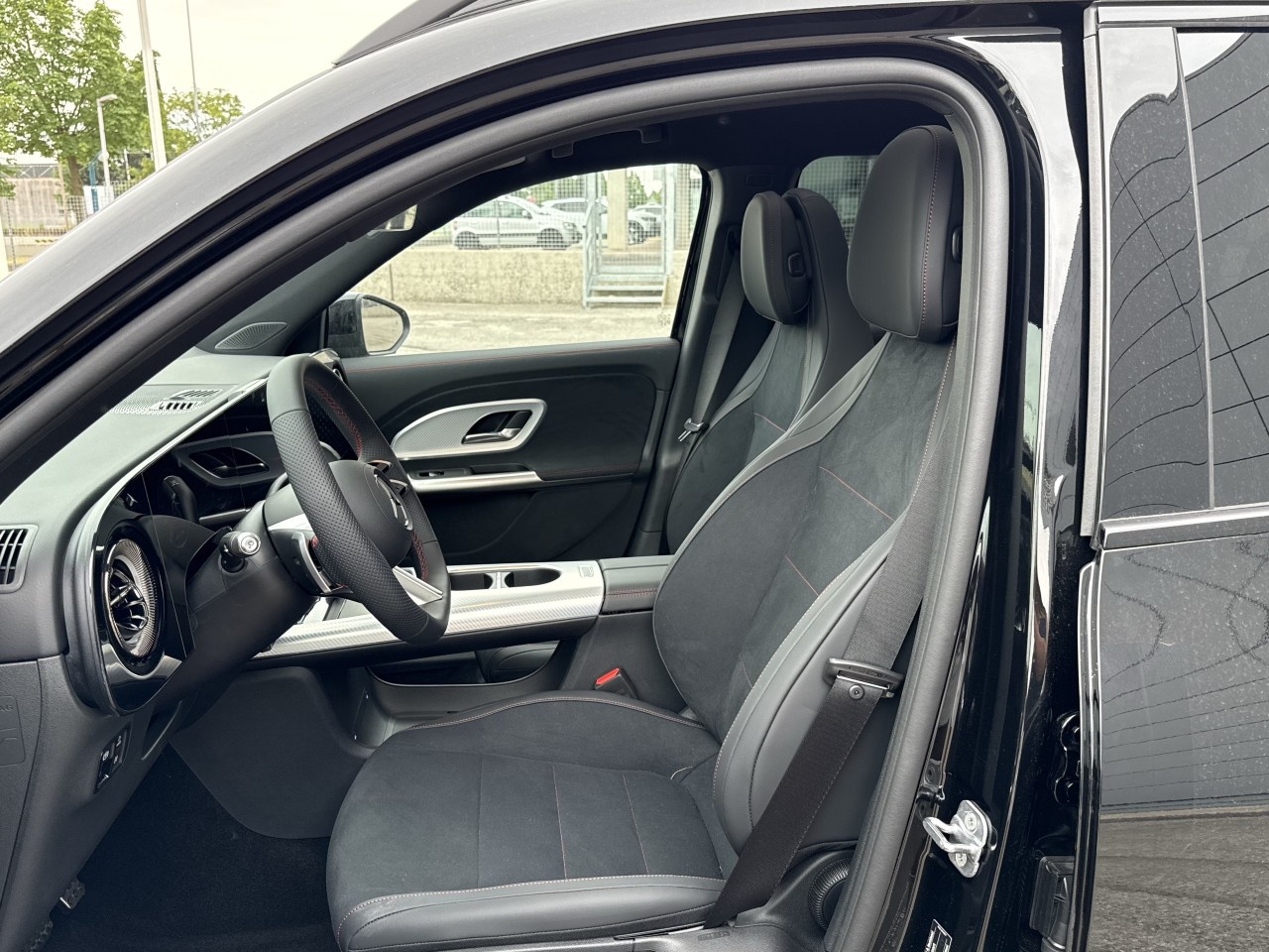 Mercedes GLB GLB 180 ADVANCED PLUS - 11