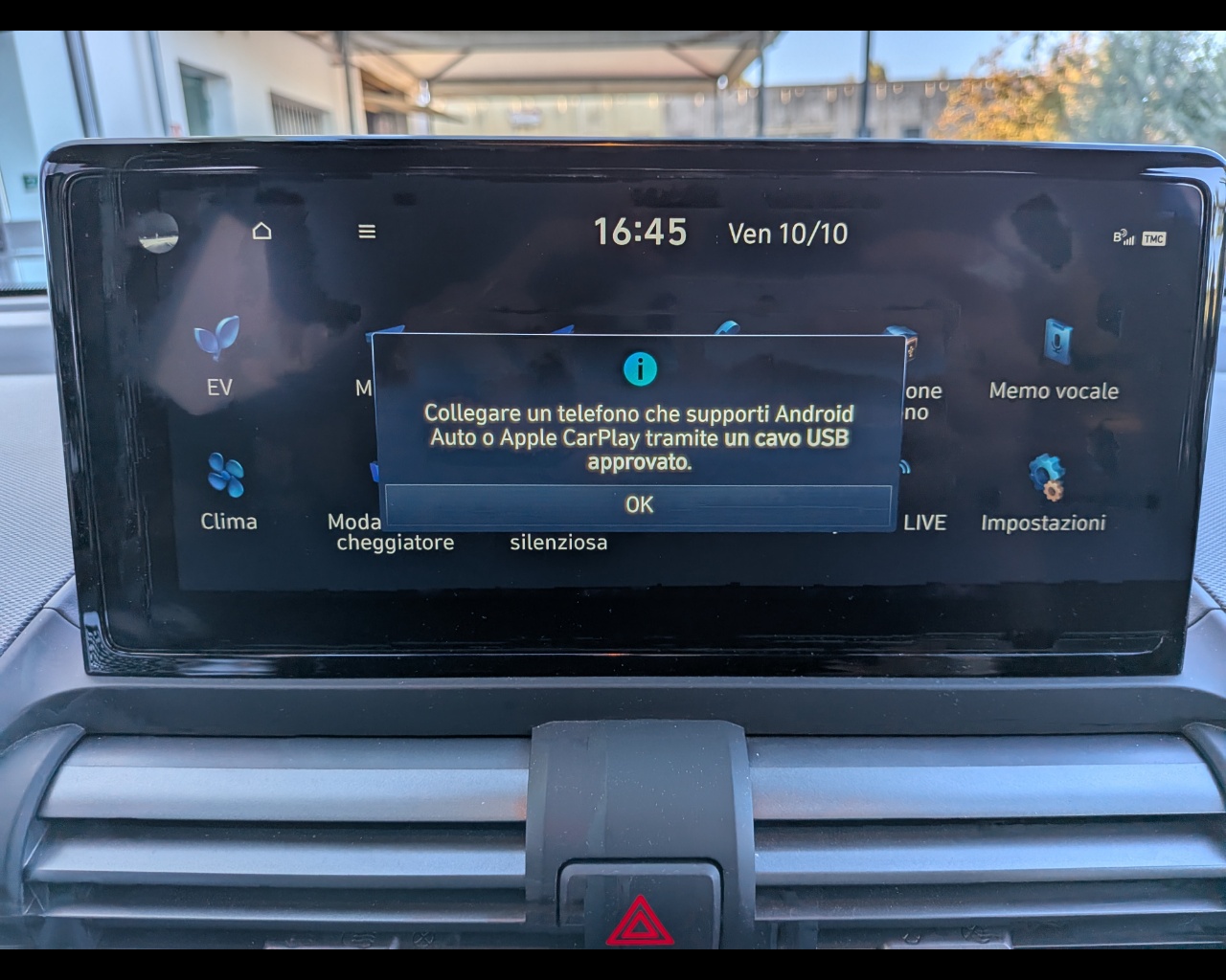 Foto HYUNDAI INSTER 49 KWH XCLASS+AP