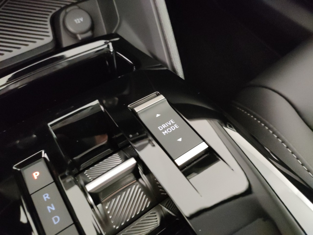 Citroen C4 X KM0 2025 C4 X Porto Mantovano