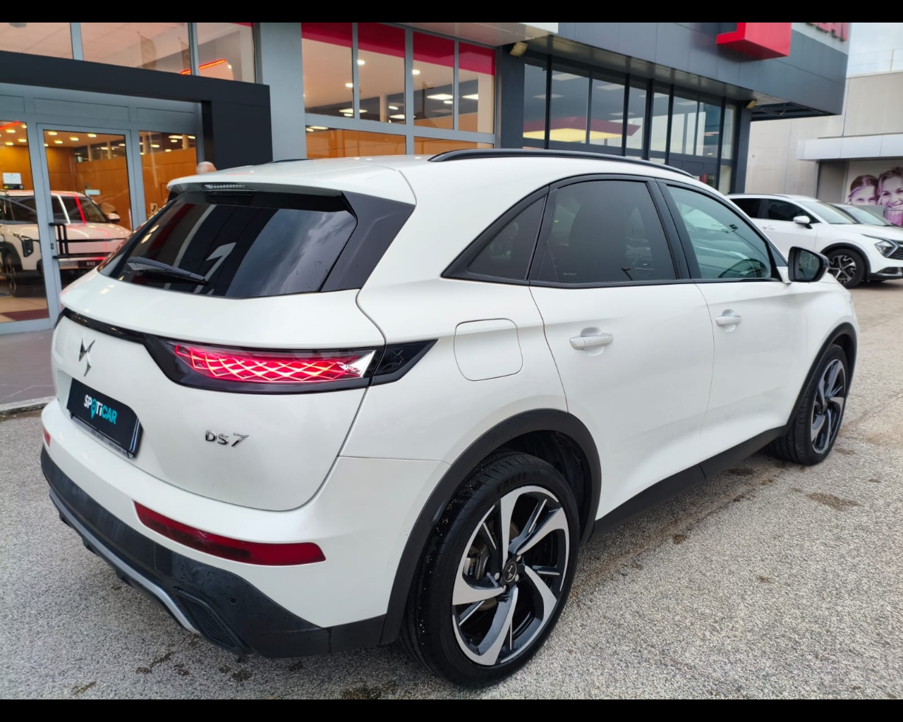 Foto DS DS7 Crossback 1.5 bluehdi Grand Chic 130cv auto N1