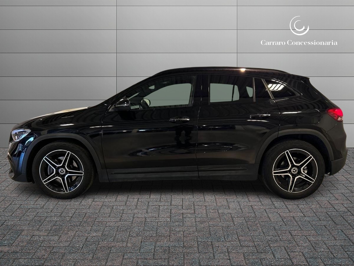 Mercedes GLA GLA 200 D Premium 8G-DCT - 6