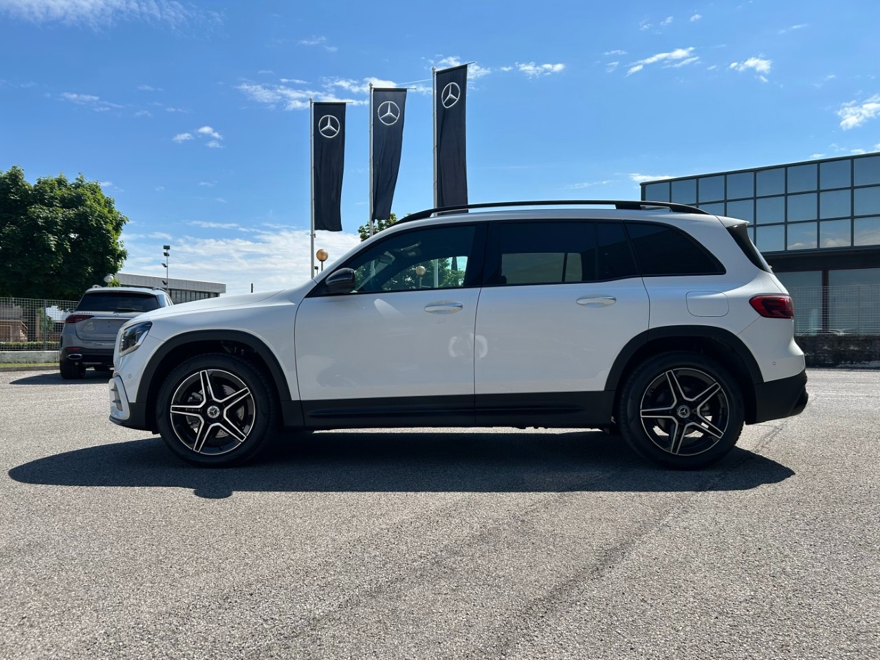 Mercedes GLB GLB 200 d Automatic AMG Line ADVANCED PLUS - 4