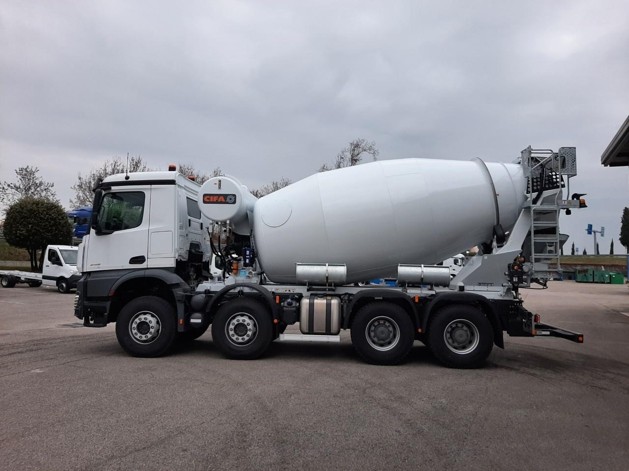 Mercedes Arocs Arocs  4148 B - 2