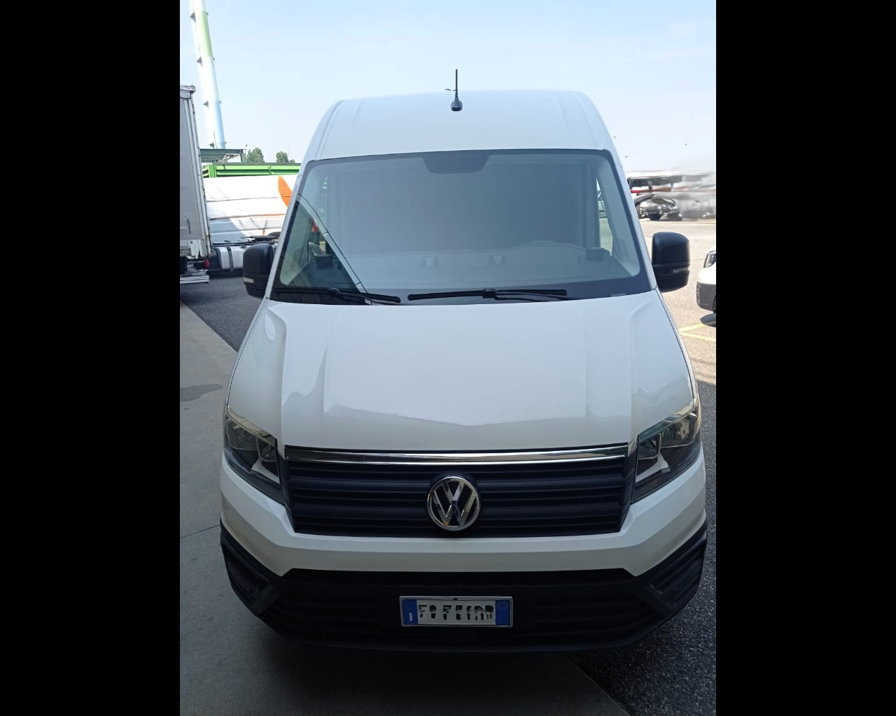 VOLKSWAGEN CRAFTER