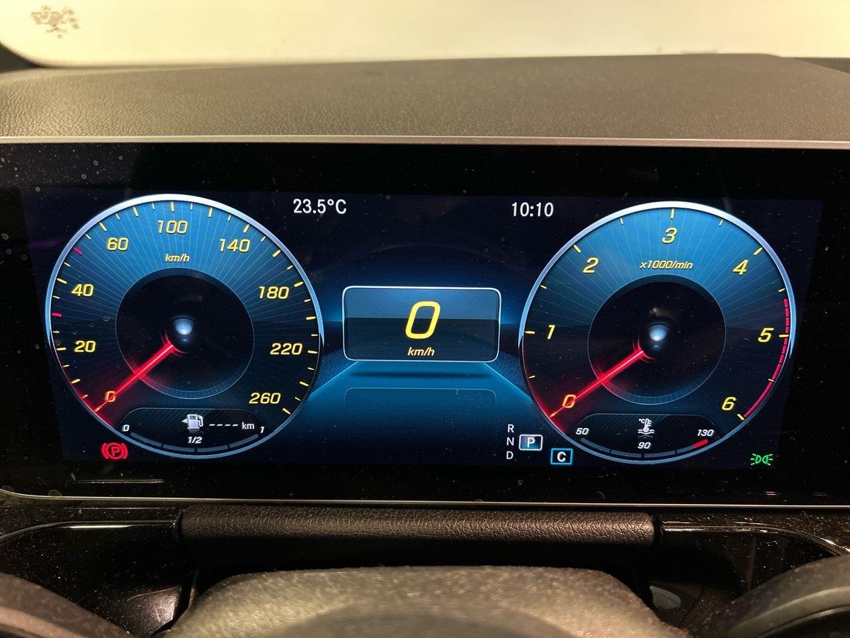 Mercedes GLA GLA 200 D Premium 4Matic 8G-DCT - 13