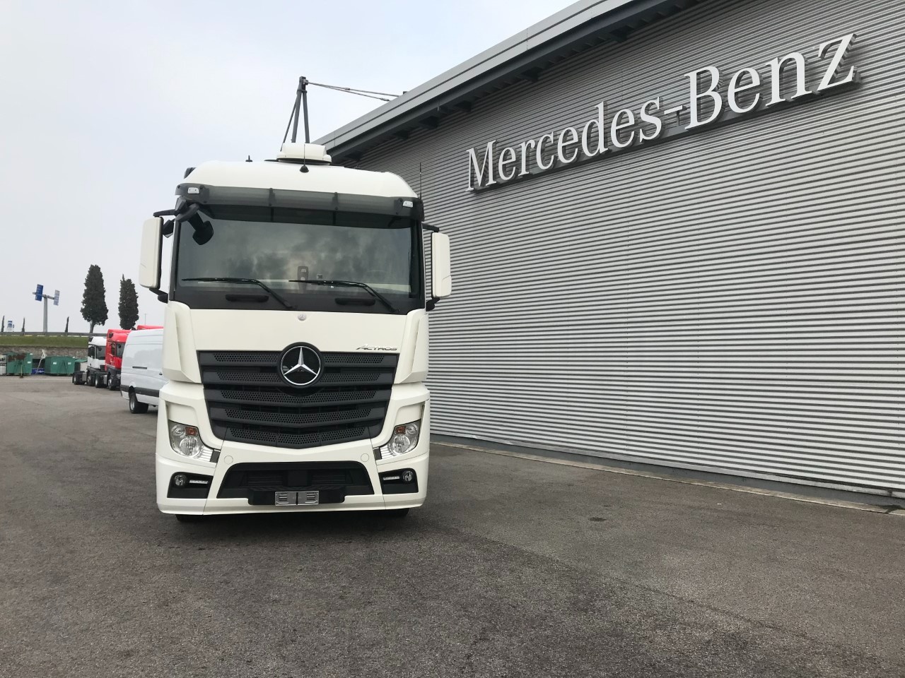 Mercedes Actros actros 1840 L flat cab. Str.Sp. 2,5 Euro VI
