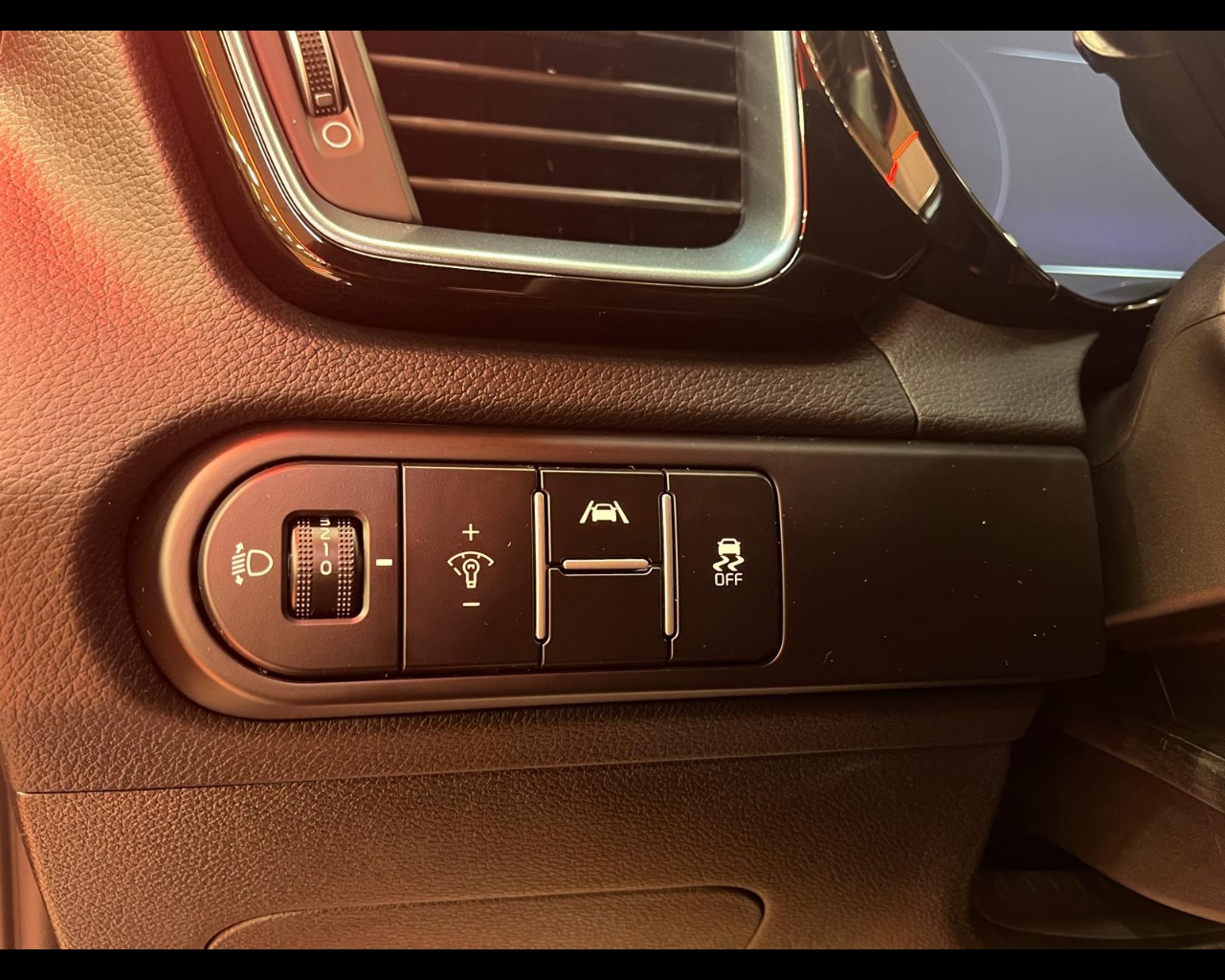 Foto KIA XCEED MY26 1.0 T-GDI MH DCT SPEC ED