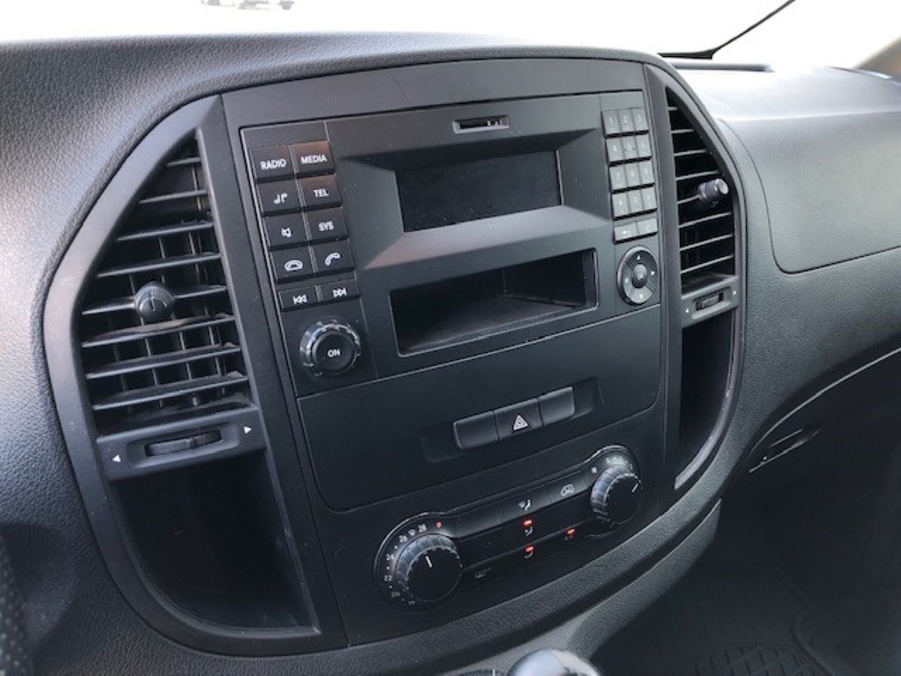 Mercedes Vito vito 111 cdi extralong mixto E6 - 13