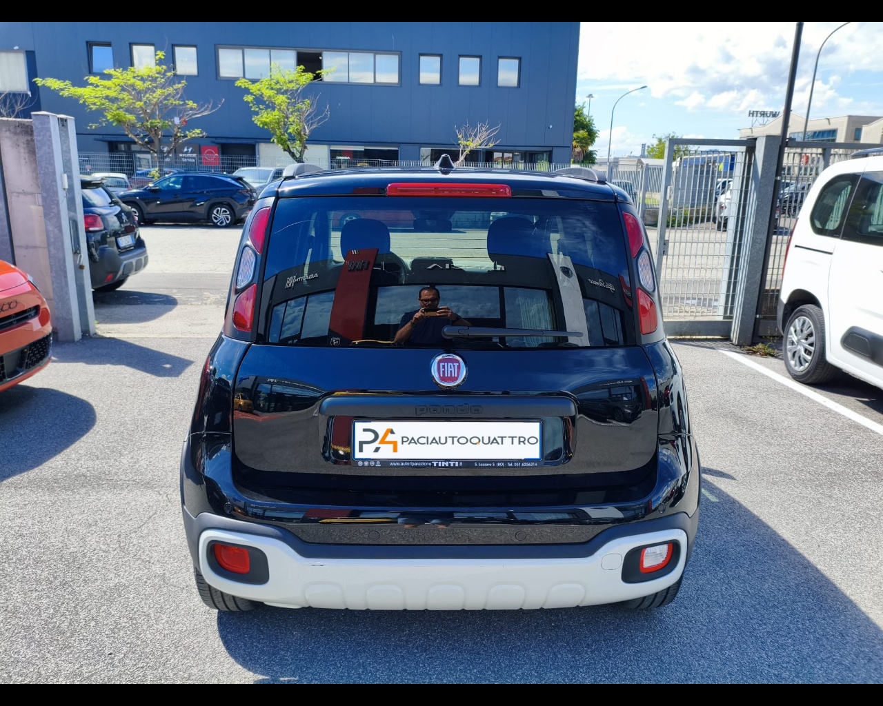 Foto FIAT Pandina 1.0 firefly hybrid s&s 70cv 5p.ti