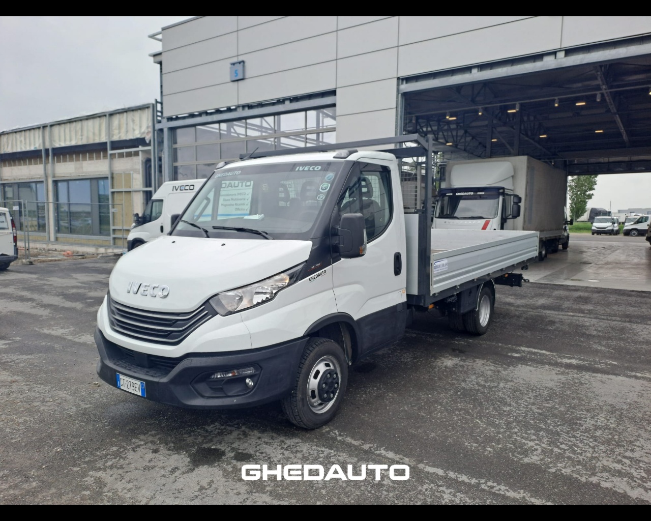 IVECO Daily V 35.16 2022 Daily 35 C16H3.0 3750 cab. HD Diesel usato
