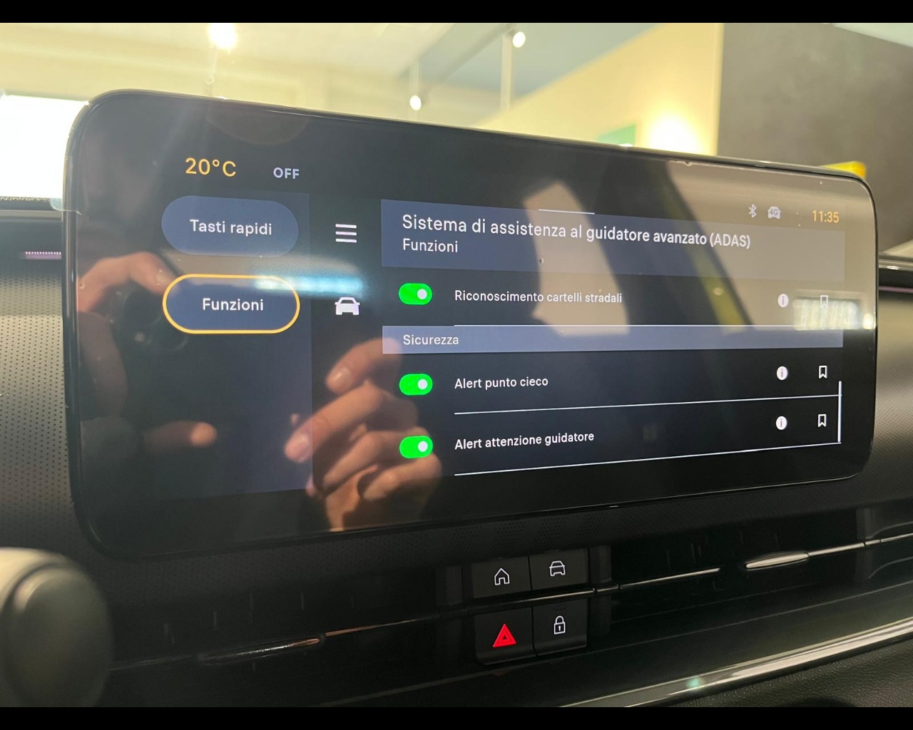 Foto FIAT 600 Hybrid Sport Edizione Milano Cortina 2026 1.2 Hybrid 145cv