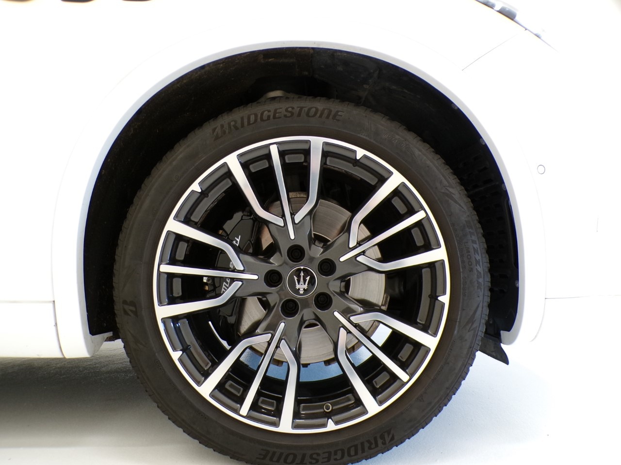 Maserati Grecale Grecale 2.0 MHEV 330cv Modena AWD Auto - 4