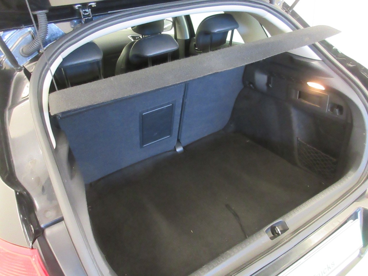 Citroen C4 C4 Berlina 1.6 e-HDi airdream Exclusive CMP-6 - 9
