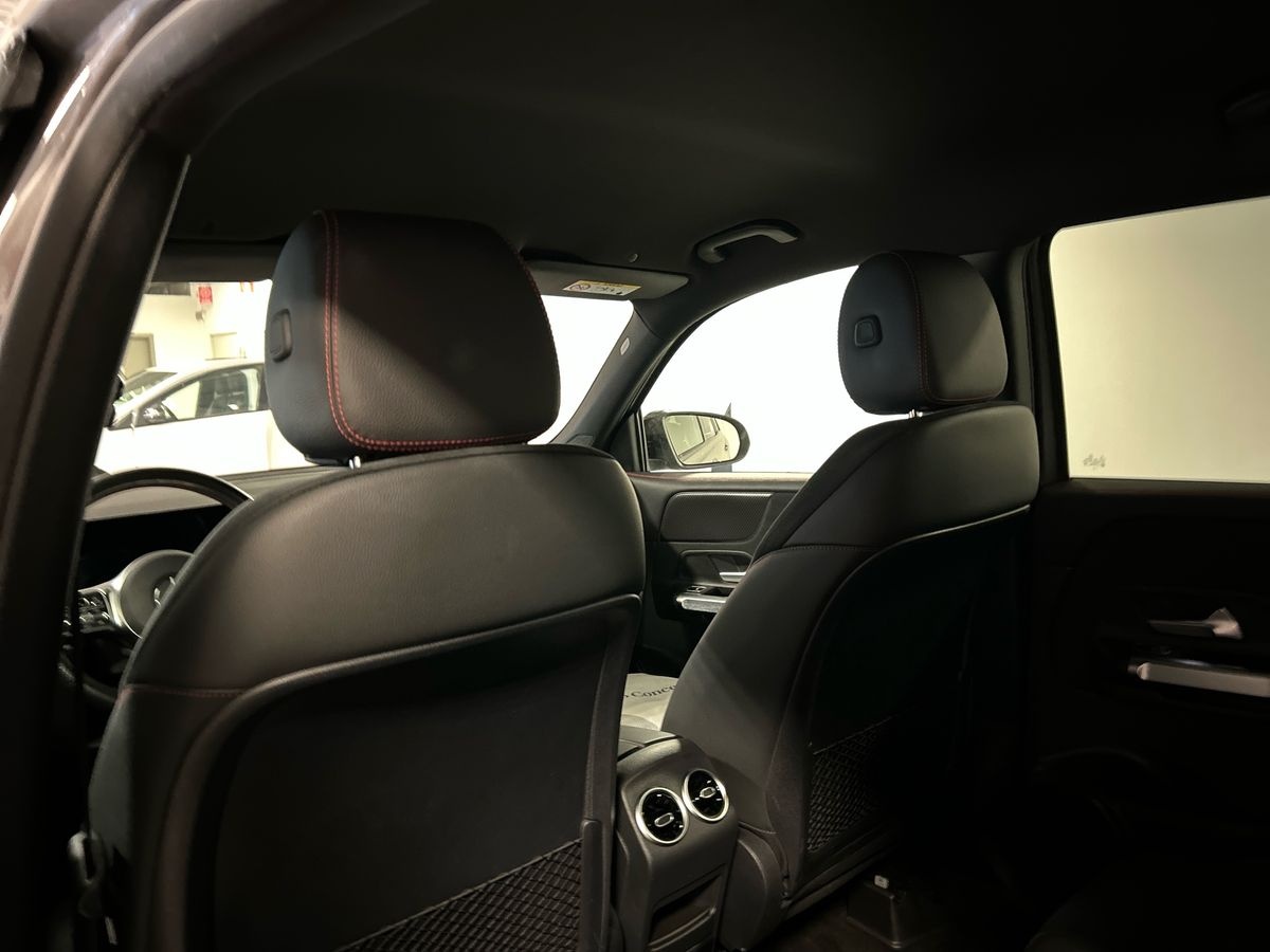 Mercedes GLB GLB 180 D Premium 8G-DCT - 18