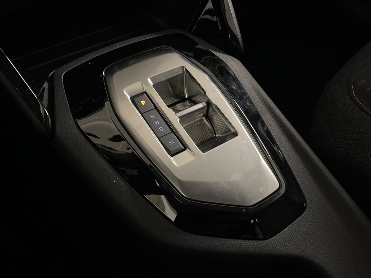 Peugeot 208 Nuovo Ibrido benzina 208 Verona