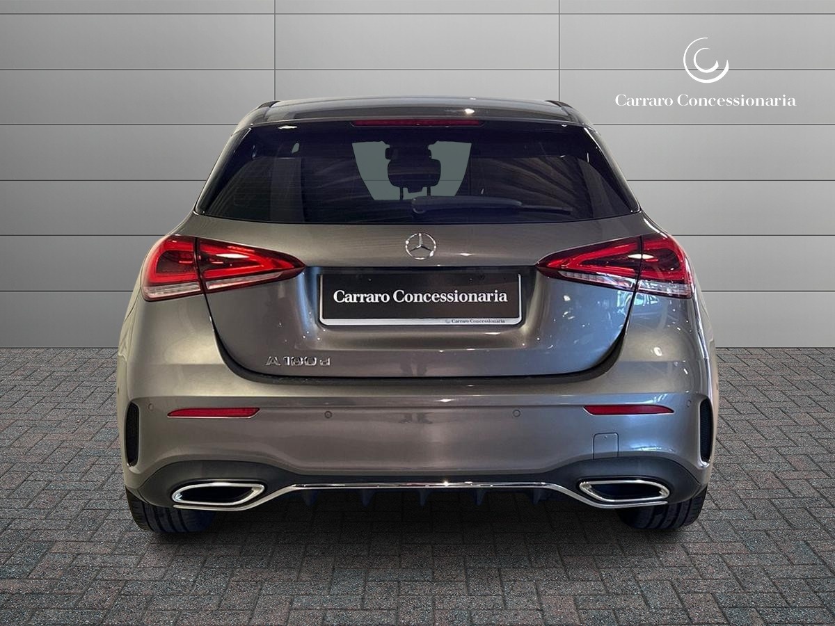 Mercedes Classe A Classe A 180 D Premium 7G-DCT - 4