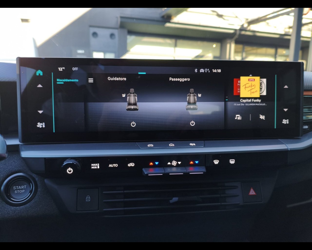 Foto OPEL Grandland 1.2 hybrid GS 136cv e-dcs6