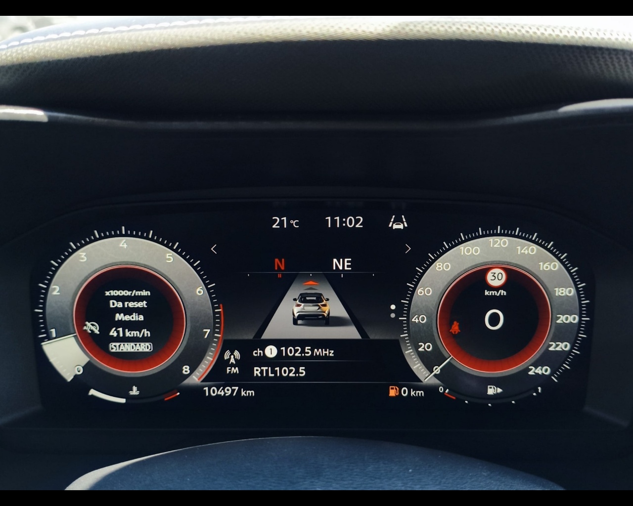 Foto NISSAN Juke 1.0 dig-t Tekna 114cv