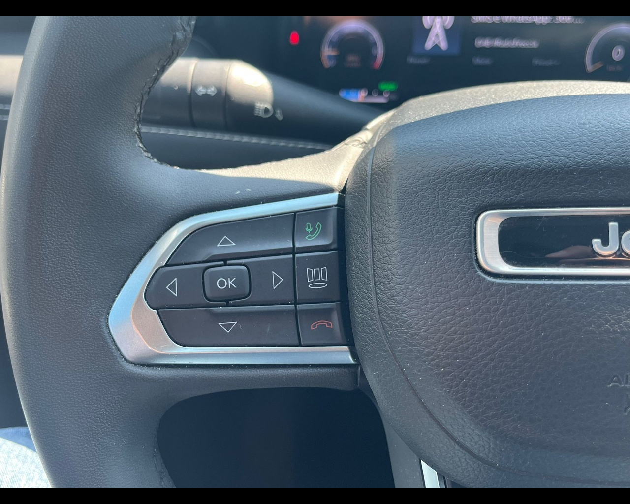 Foto JEEP Compass 1.5 turbo t4 mhev Limited 2wd 130cv dct