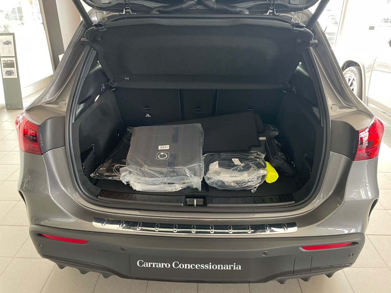 Mercedes EQA EQA 250+ AMG Line Advanced Plus - 12