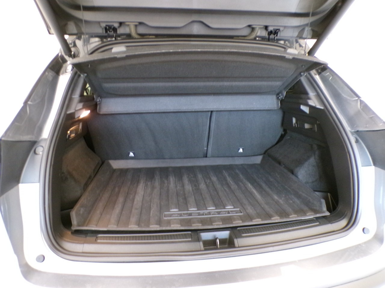 Renault Austral Austral 1.2 E-Tech full hybrid 200cv Iconic Esprit Alpine - 9