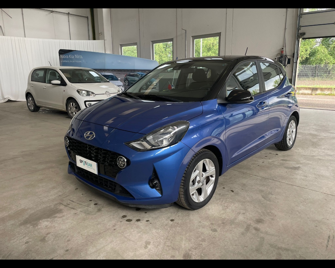 HYUNDAI i10 1.0 mpi Tech Connect Pack Usata