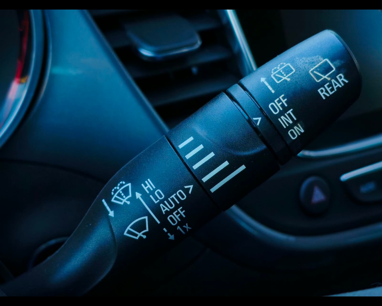 Foto OPEL Crossland X 1.5 ecotec Ultimate s&s 102cv
