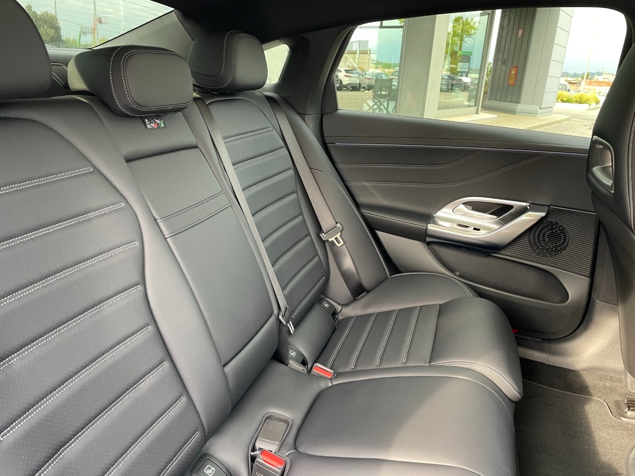 Mercedes Classe C Elettrica C 400 4MATIC con tecnologia EQ ADVANCED PLUS - 14