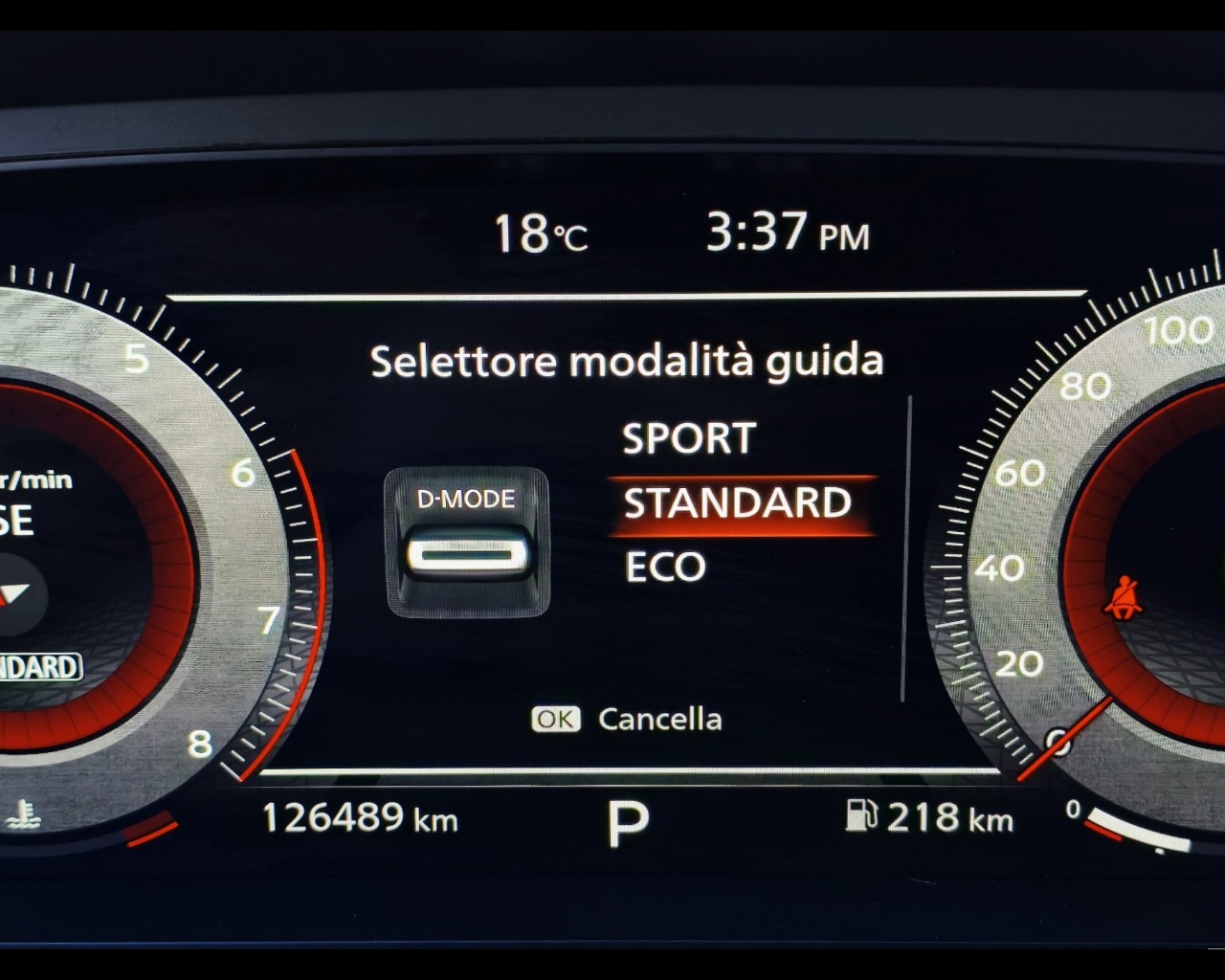 Foto NISSAN Qashqai 1.3 mhev Tekna 2wd 158cv xtronic