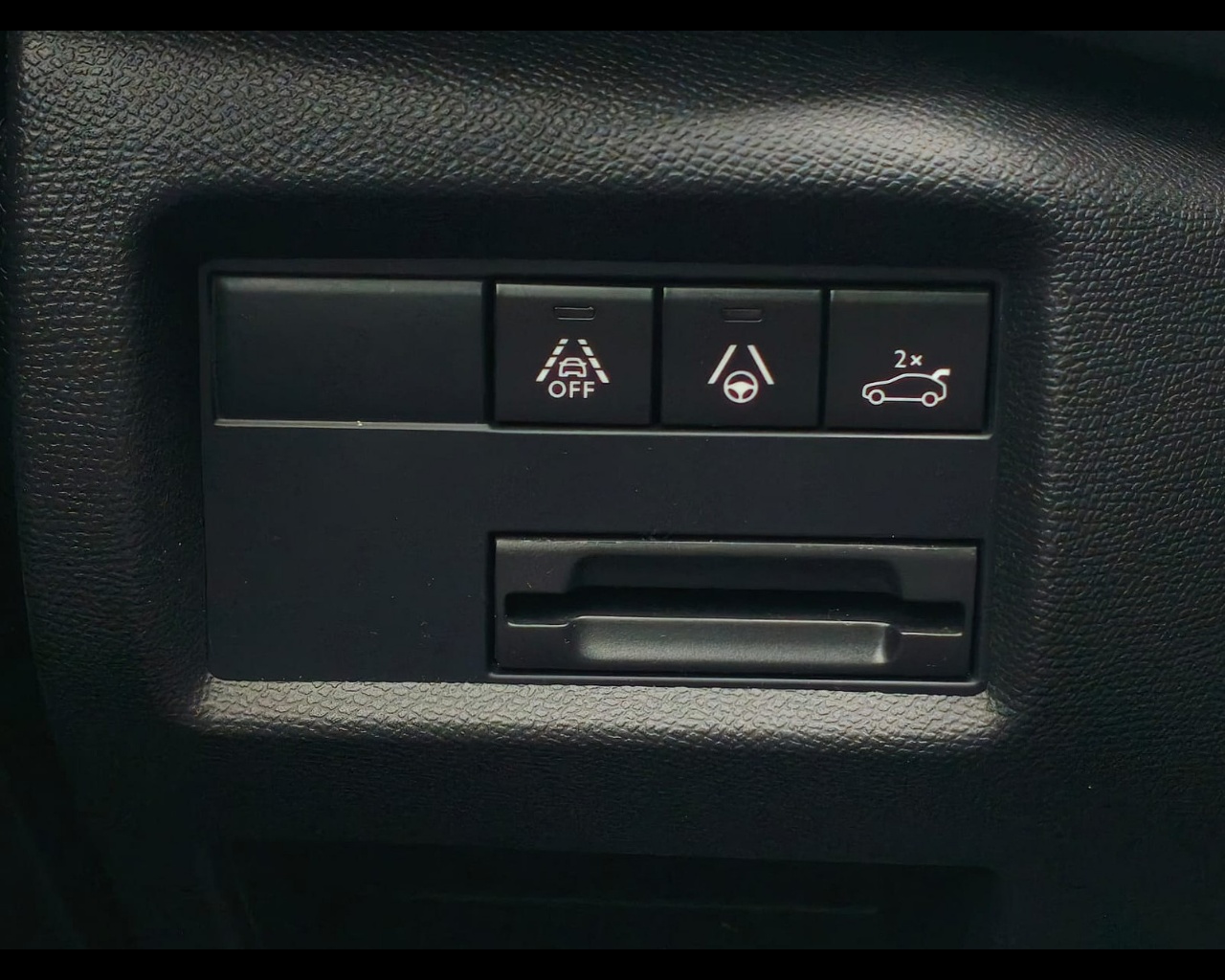 Foto CITROEN C5 Aircross 1.5 bluehdi Shine s&s 130cv