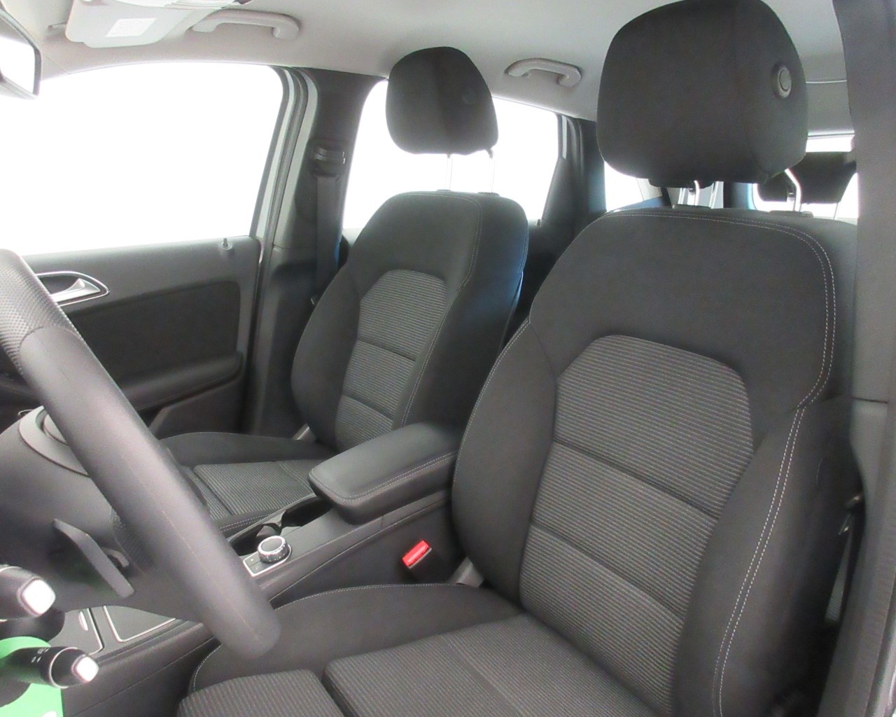 Mercedes Classe B Classe B 180 D Business 7G-DCT - 11