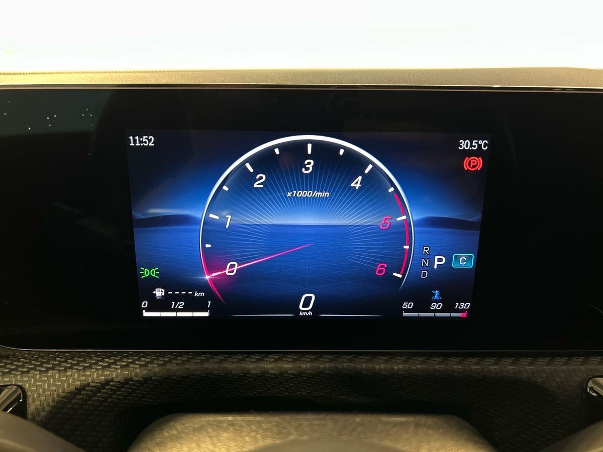 Mercedes Classe A Classe A 180 D Advanced Speedshift DCT AMG 8G - 13