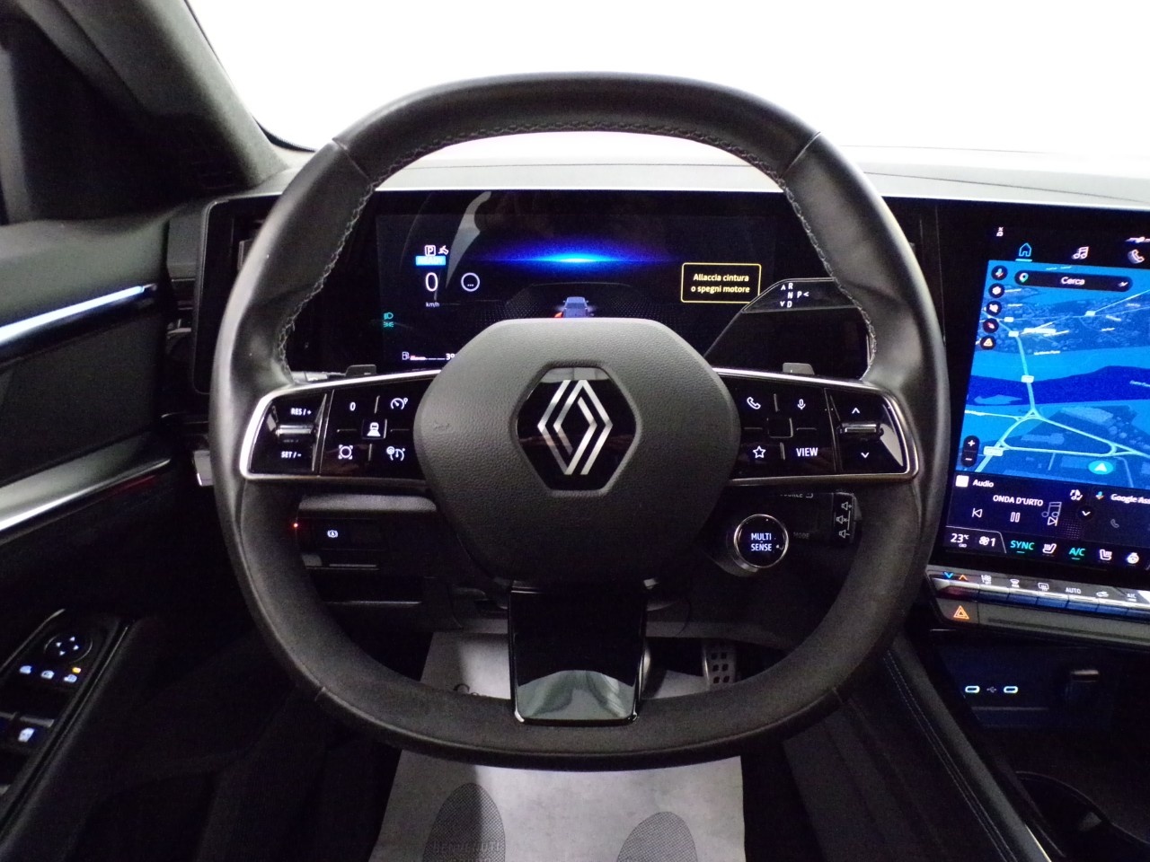 Renault Austral Austral 1.2 E-Tech full hybrid 200cv Iconic Esprit Alpine - 17